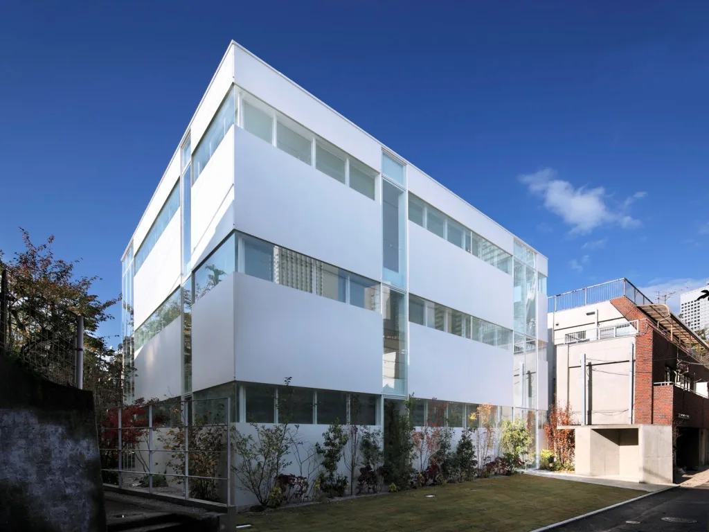 Office Roof Leaks and Tenant Protection in Clovis