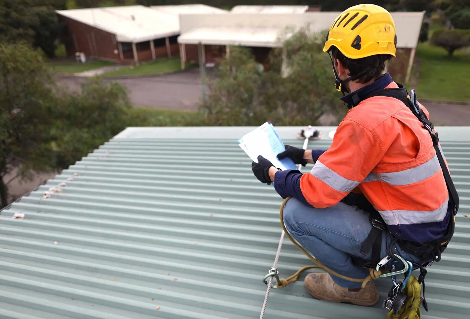 Emergency Commercial Roof Repair in Clovis, CA